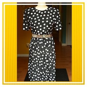 Vintage polka dot dress (no belt)